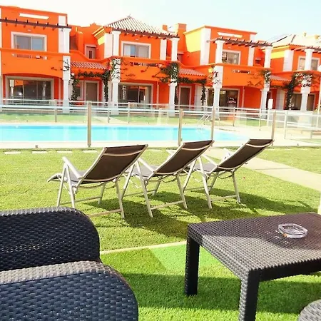 Feels Like Tavira Trendy House With Pool